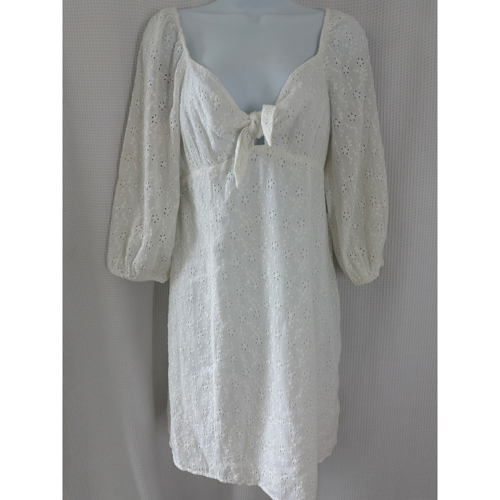 Sanctuary Capri Tie Front Dress White Eyelet Puff Sleeve Mini Dress Size 6 NWT
